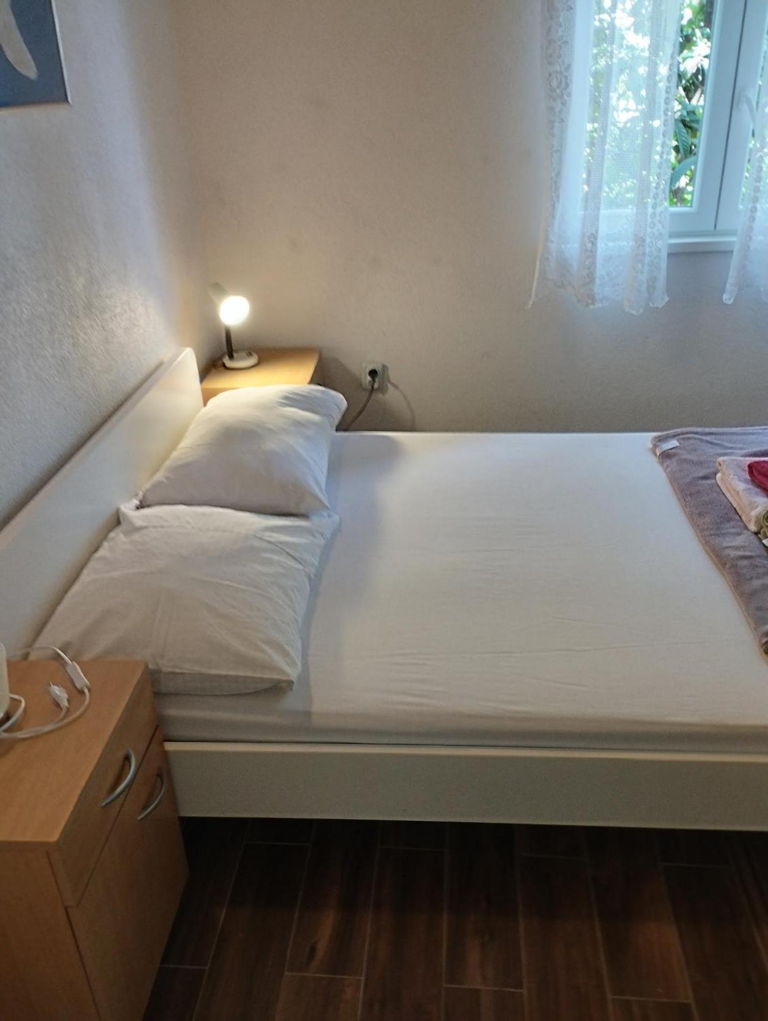 Villa Amarela Seget Vranjica Buitenkant foto