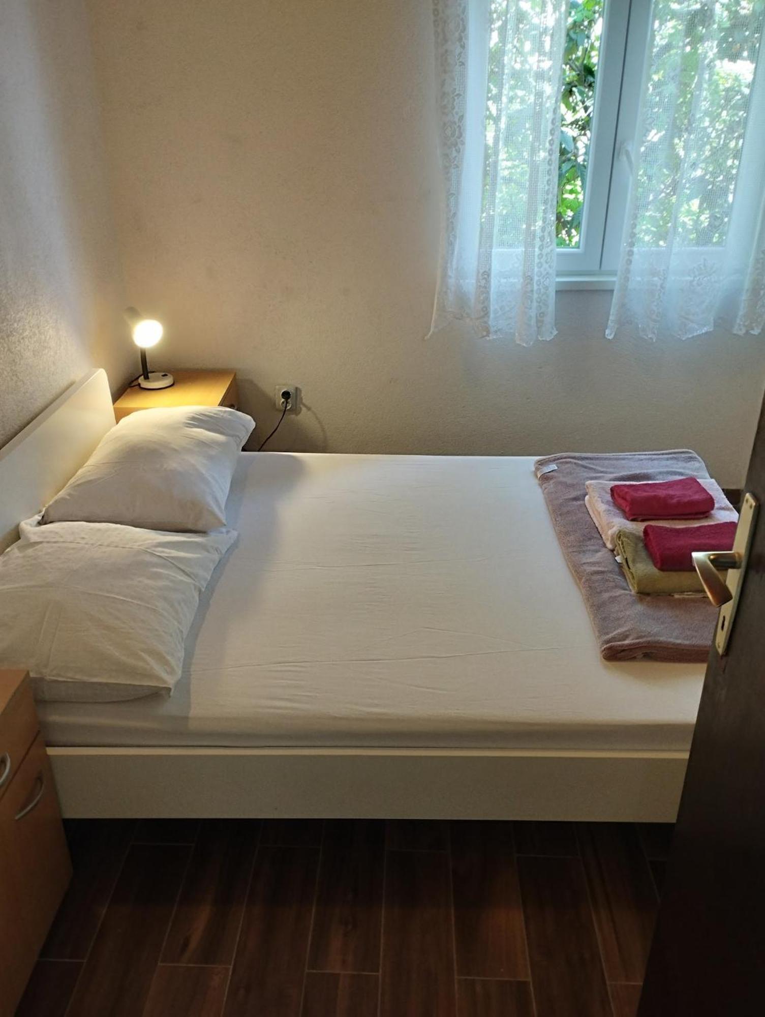 Villa Amarela Seget Vranjica Buitenkant foto