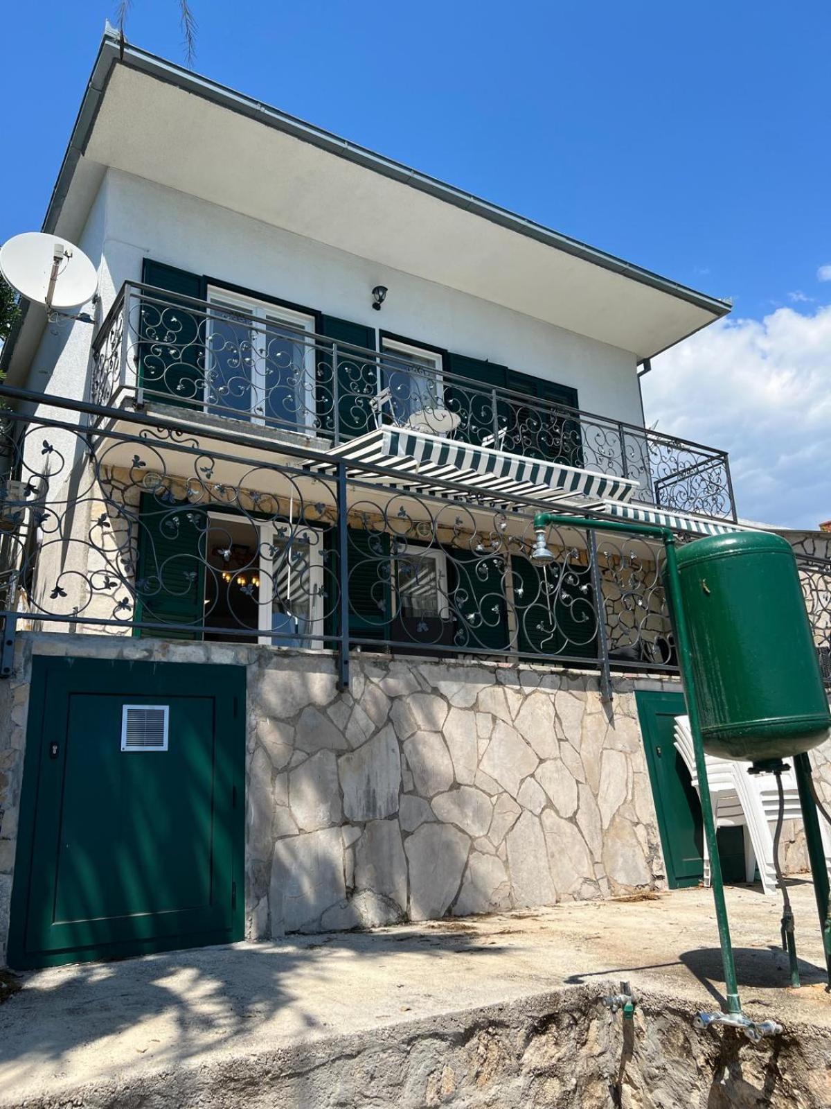 Villa Amarela Seget Vranjica Buitenkant foto