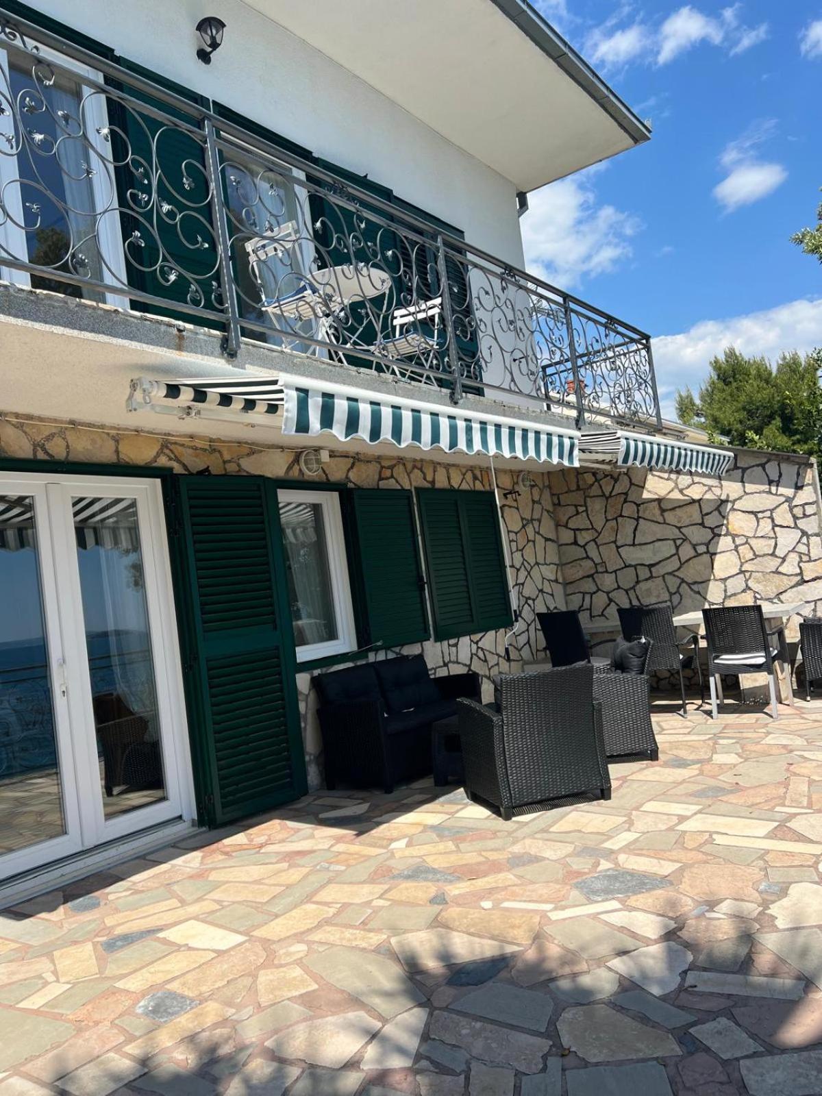 Villa Amarela Seget Vranjica Buitenkant foto